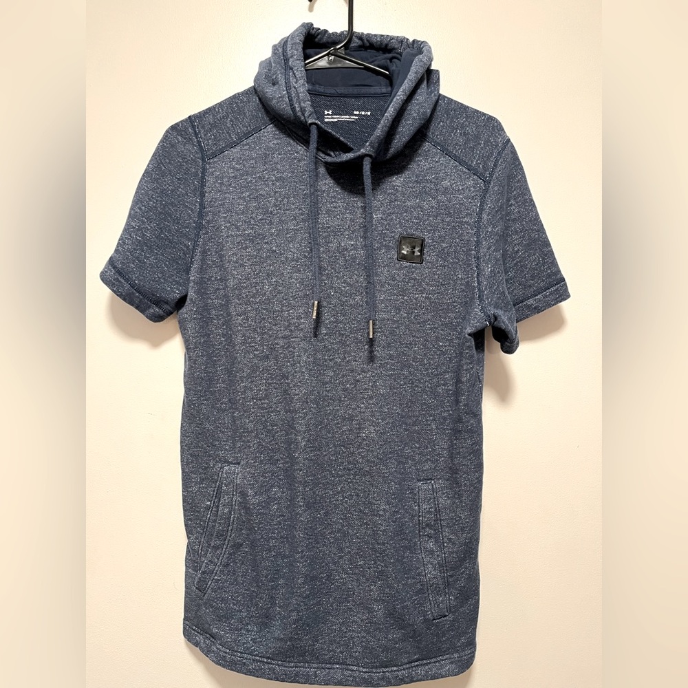 Under Armour short sleeve hooded shirt, medium